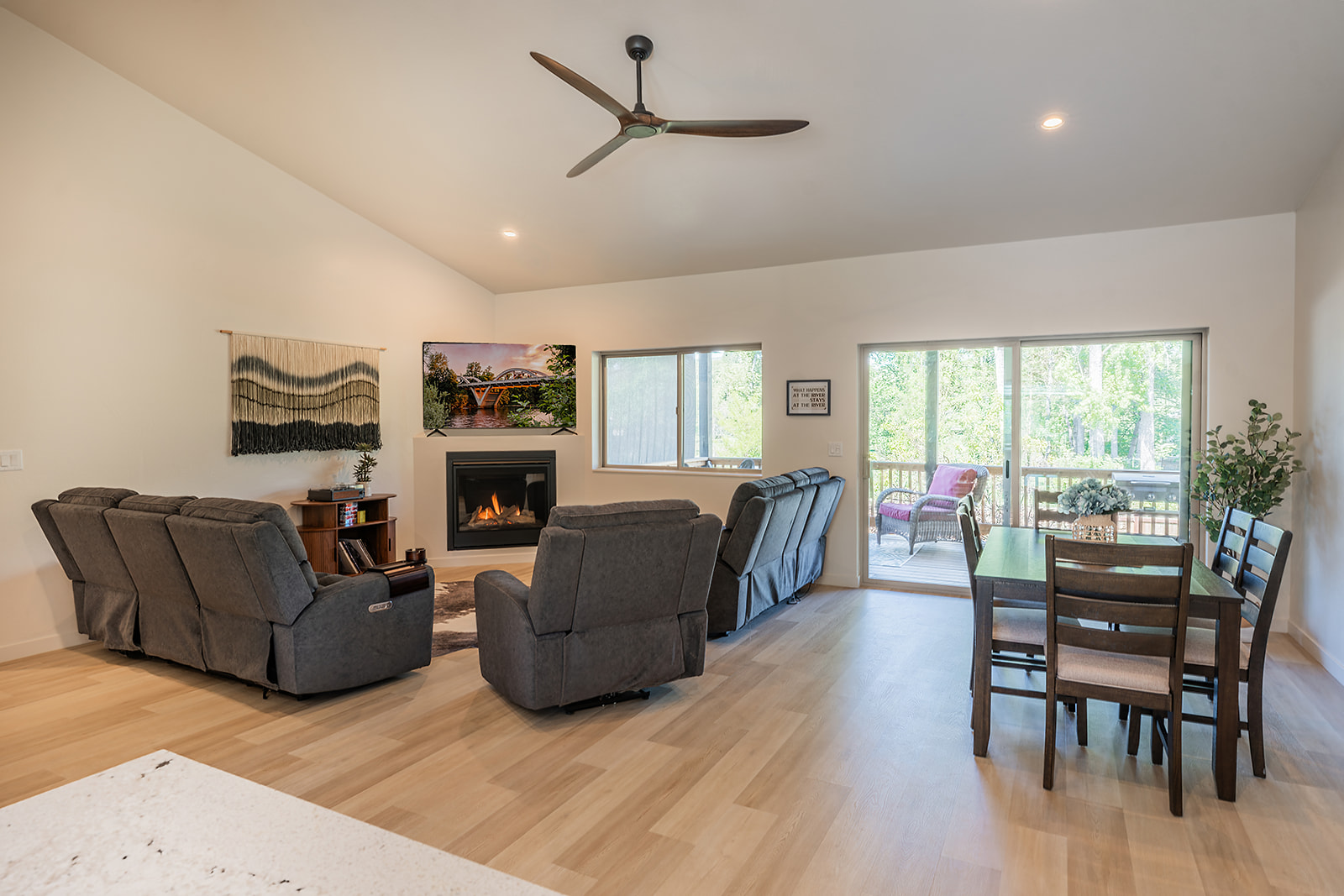 grants pass vacation home