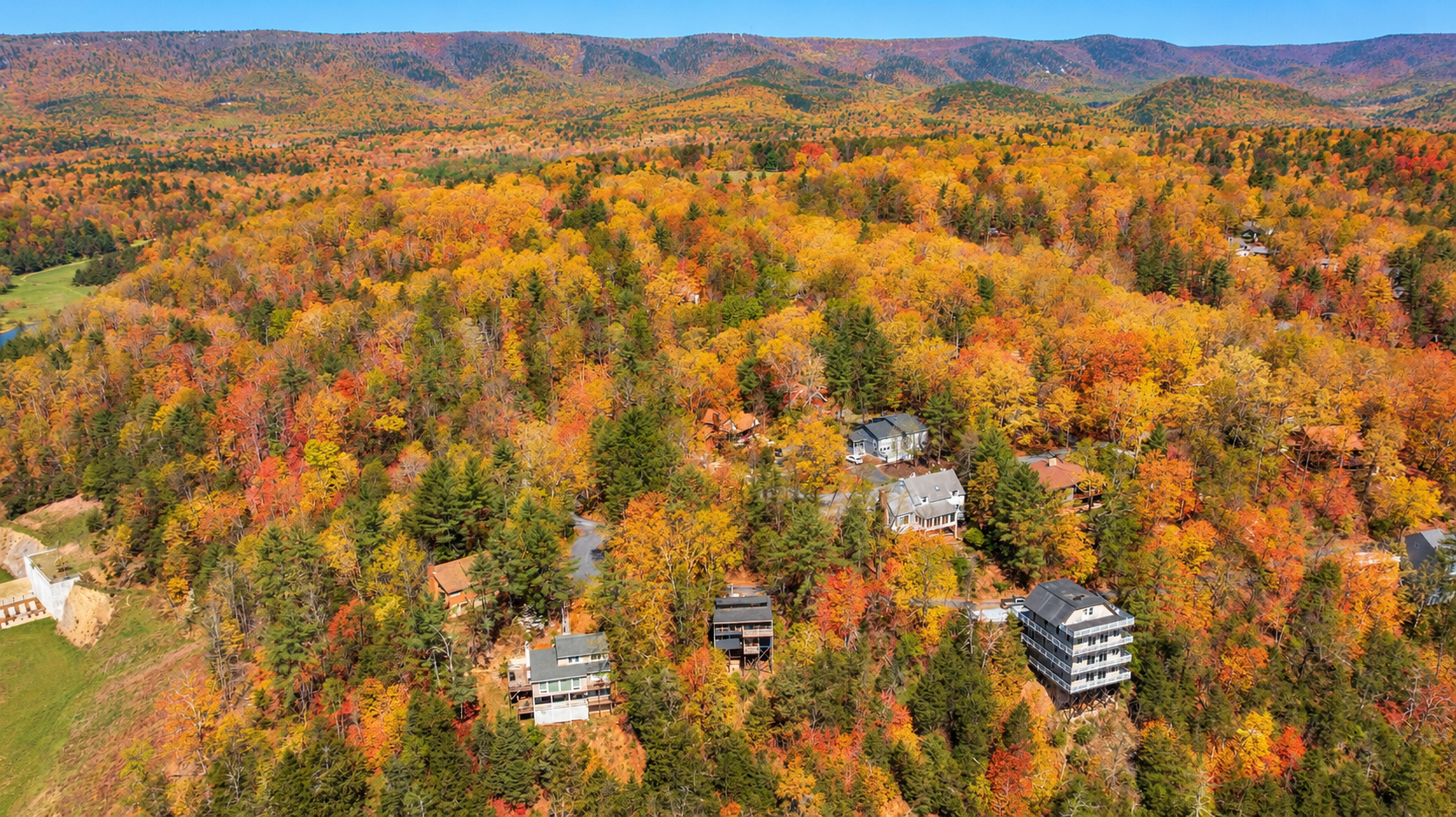 Our home in Bryse, VA is surrounded by the beautiful fall colors of Bryce Resort.