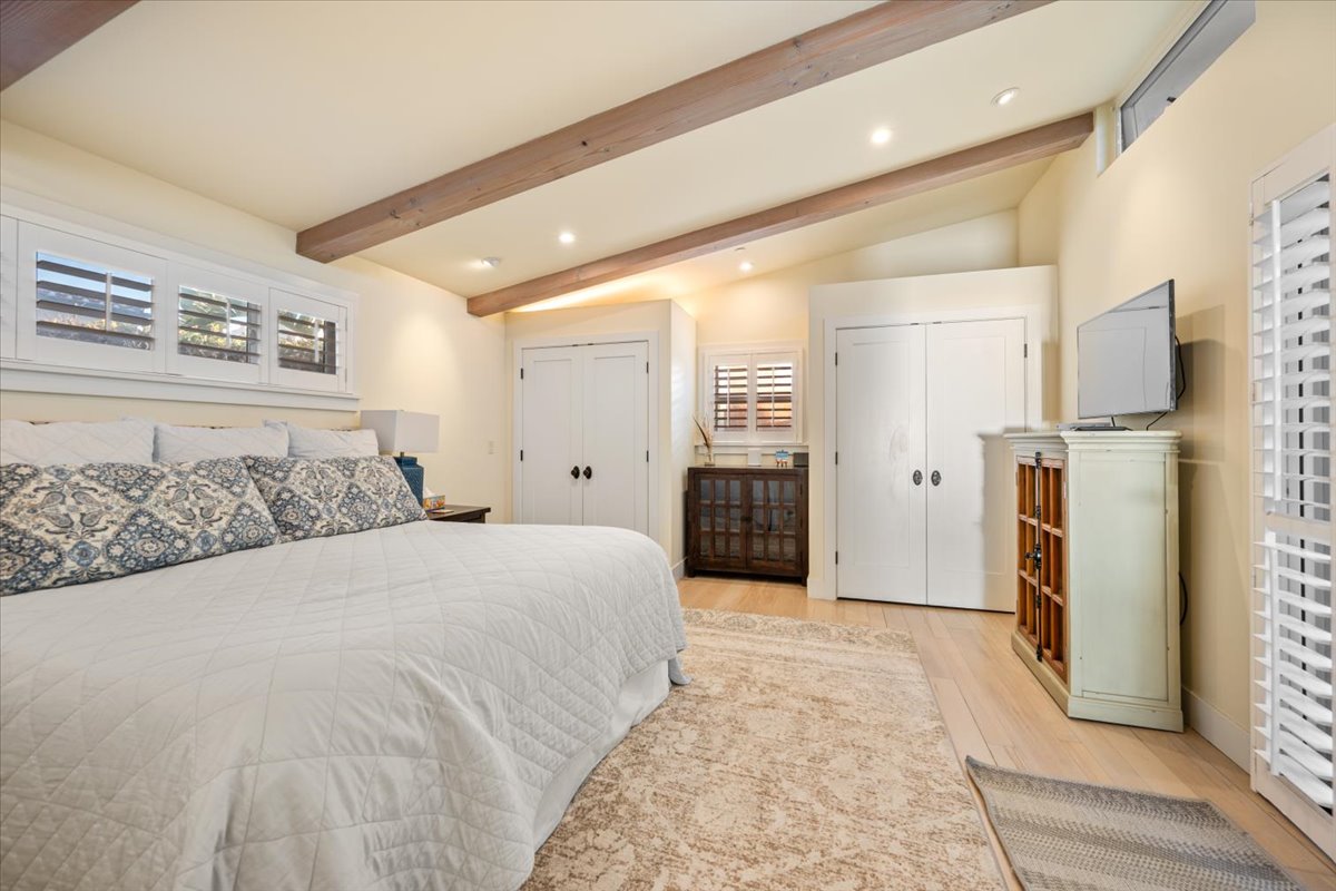 Primary Bedroom - King Bed