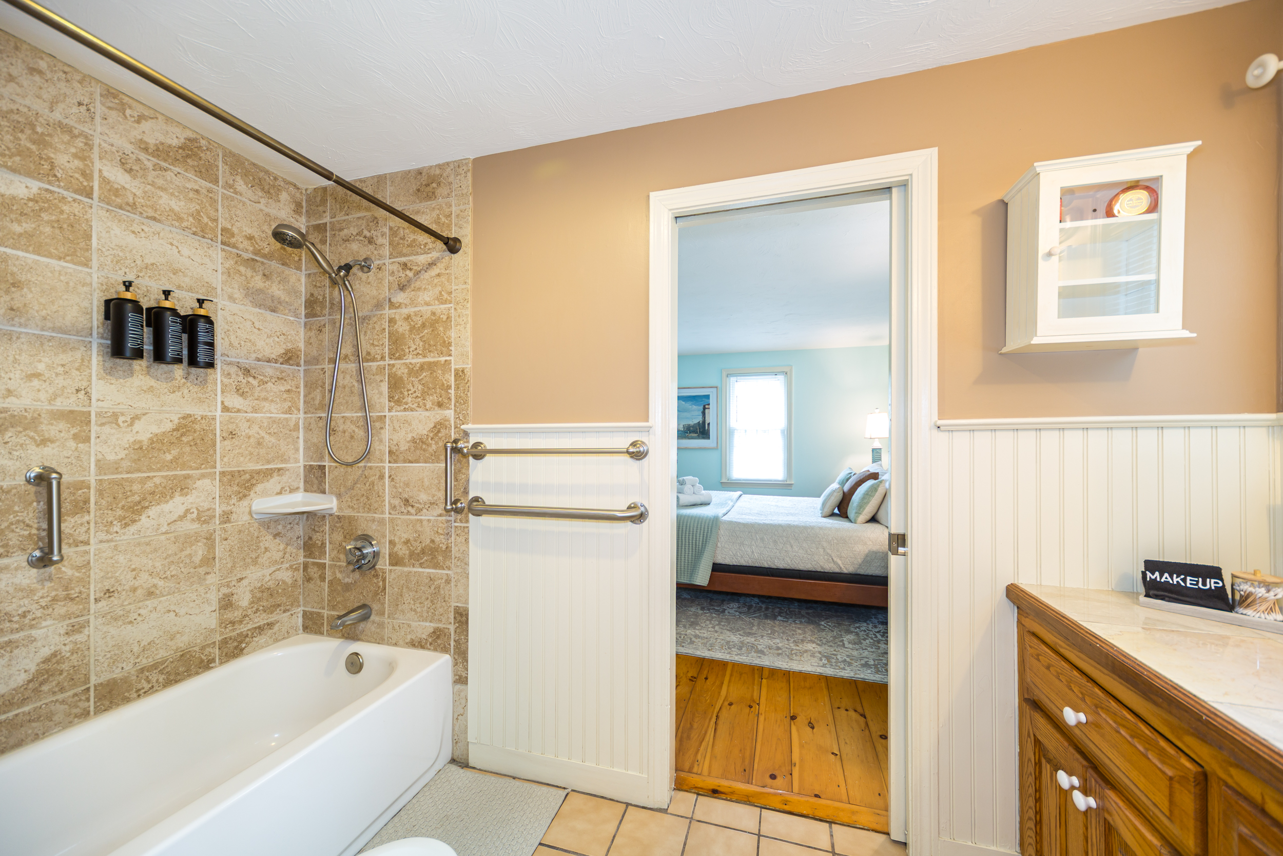 Enjoy the privacy of your own ensuite.
