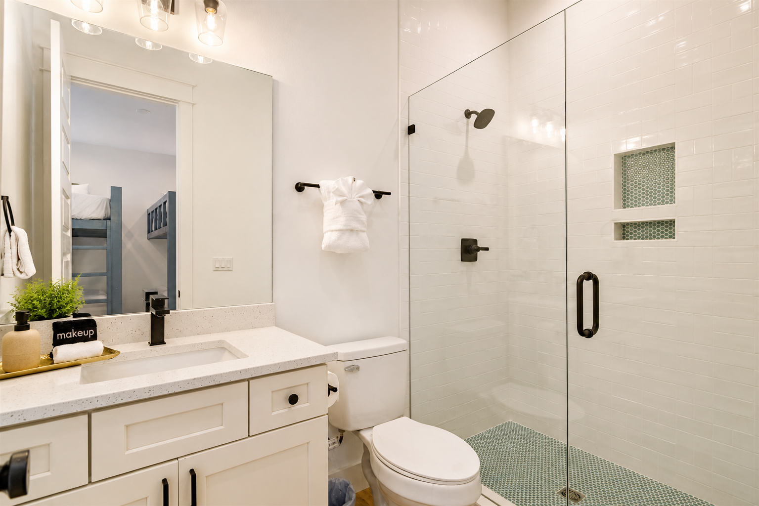 Private Bath - Bunk Room #1