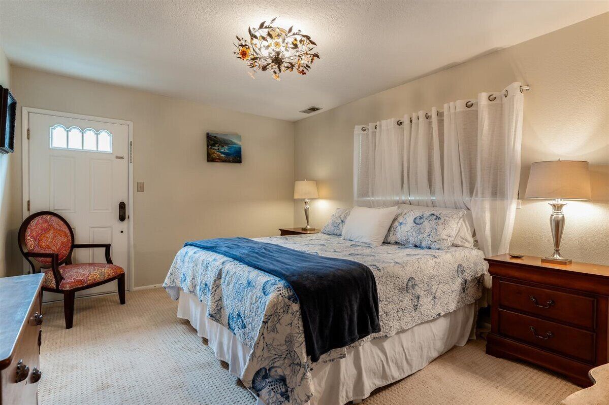 Upstairs - primary bedroom