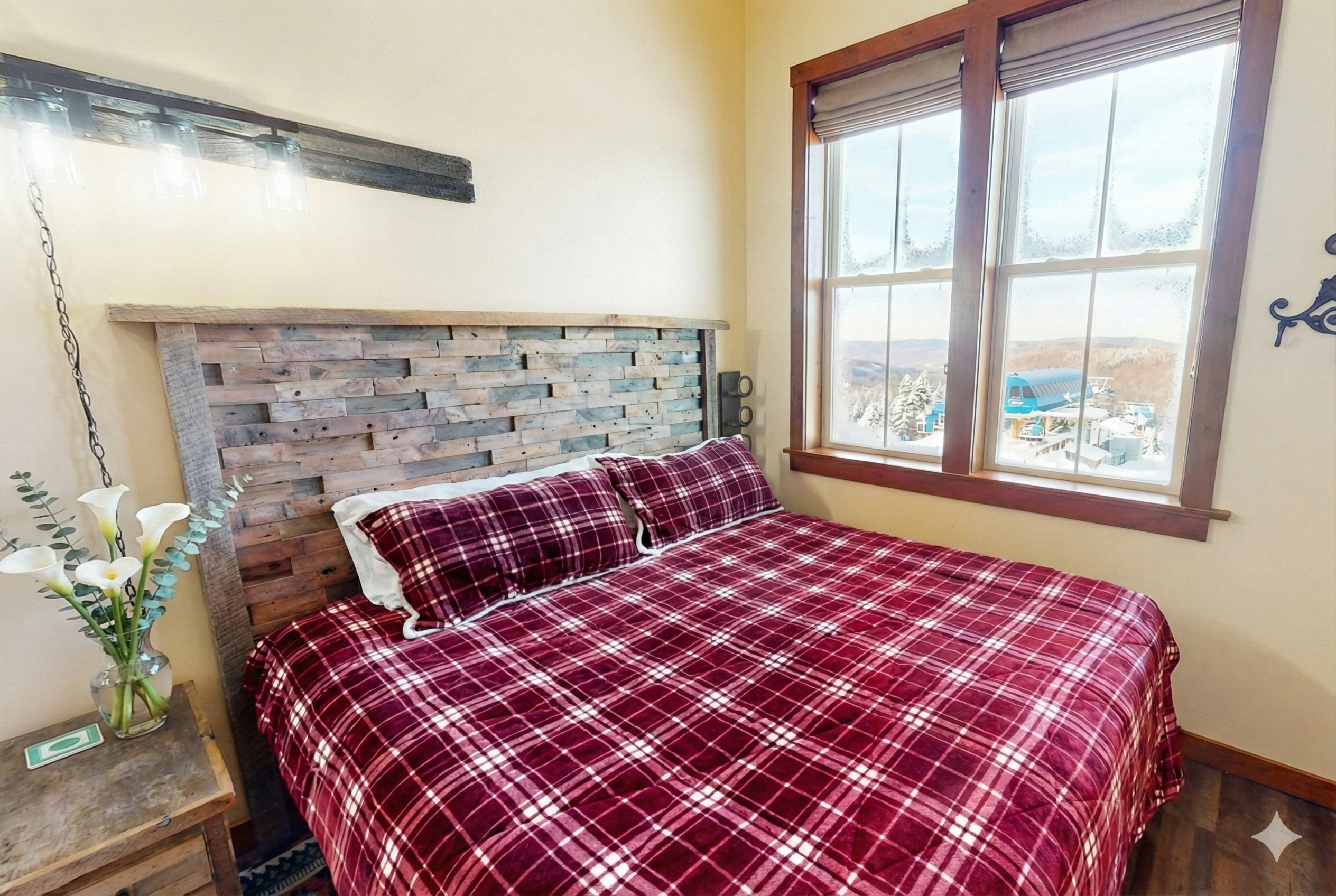 Allegheny Springs · Unit 434 — Queen Bedroom