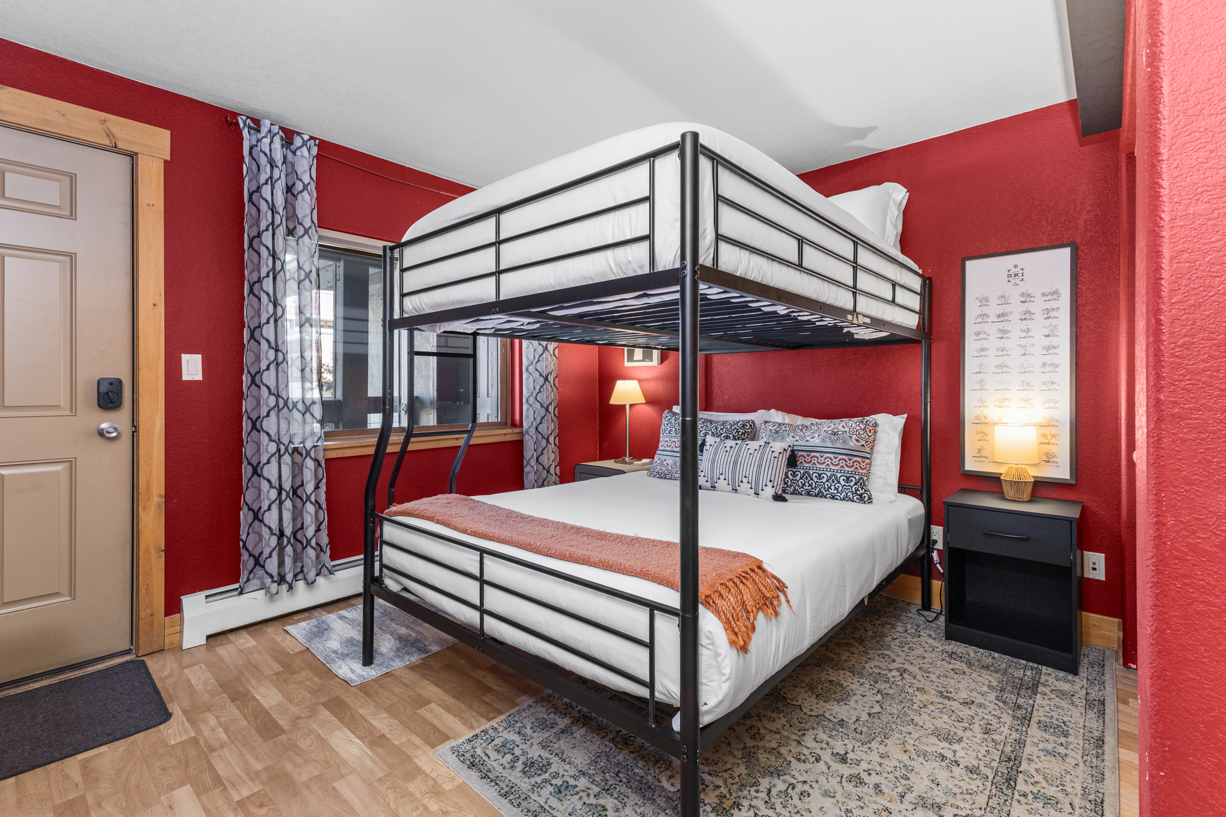 Bedroom #3 | Queen Size Bunk Bed