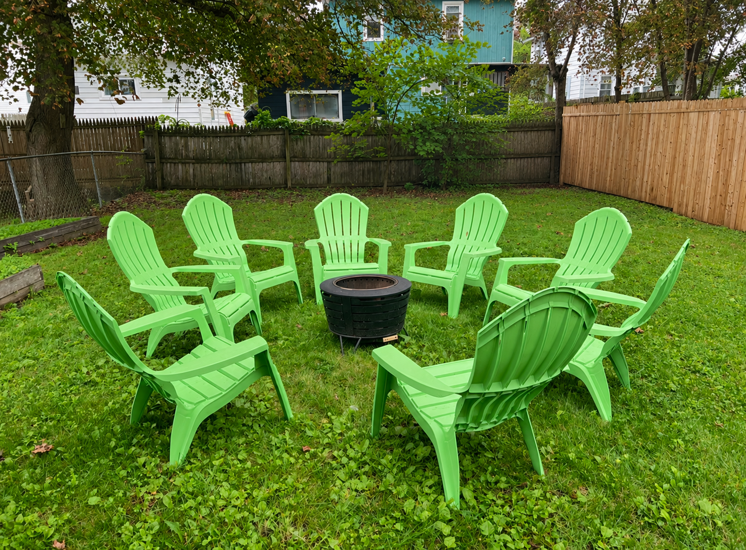 Firepit with 8 chairs
