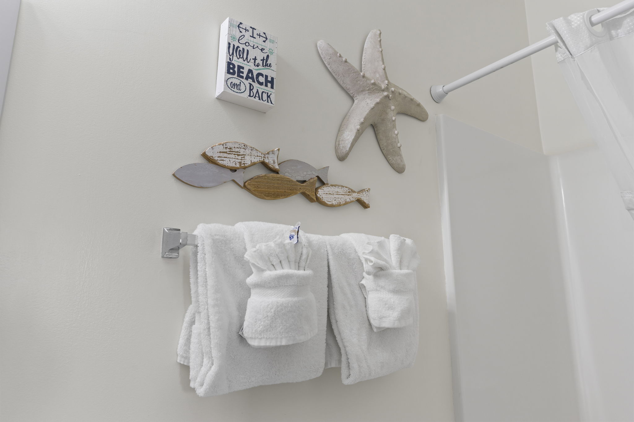 Guest Bathroom connected to Living Room