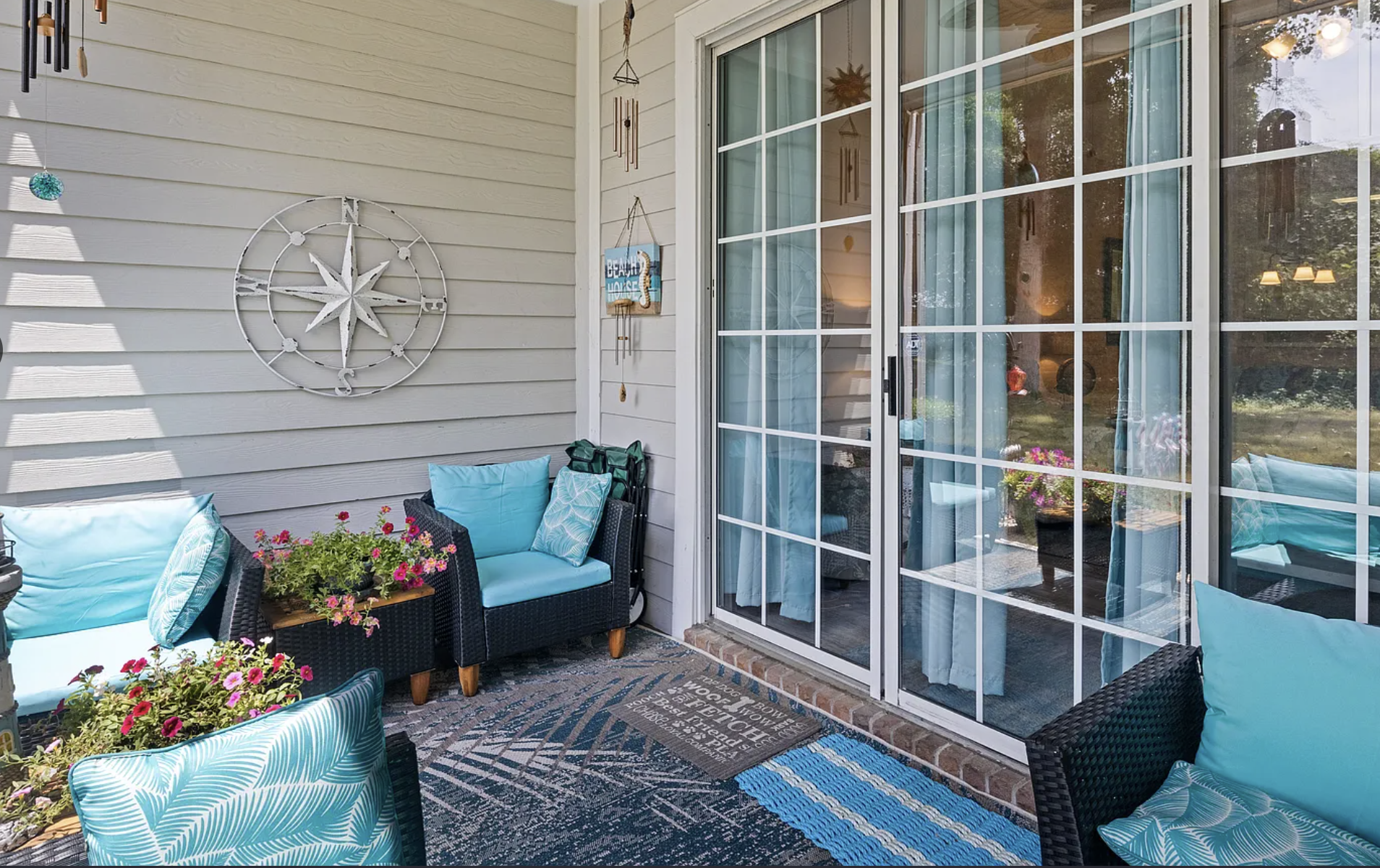 Outdoor screened in patio