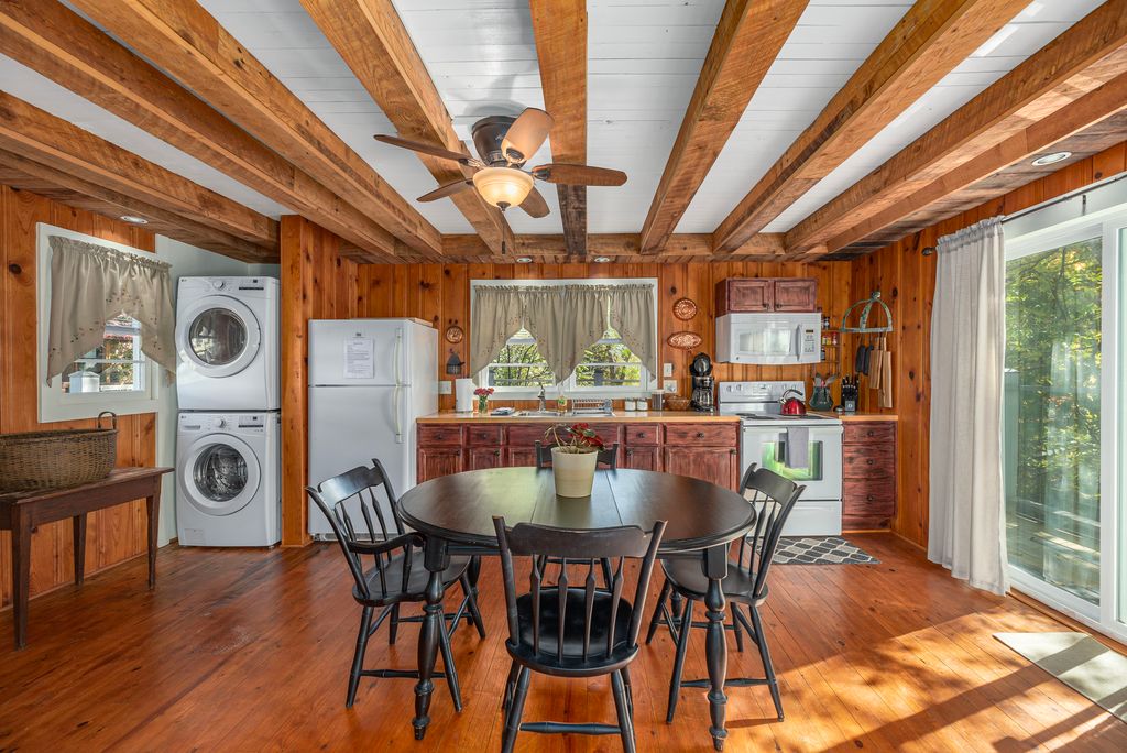 Older cottage feel with all the things you need to make yourself at home