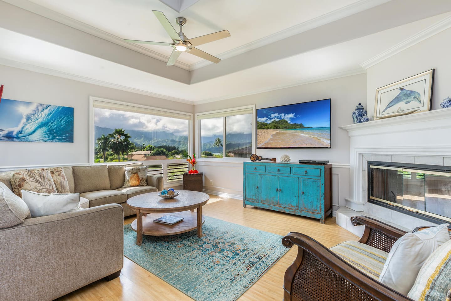 Main Living Area - Upstairs