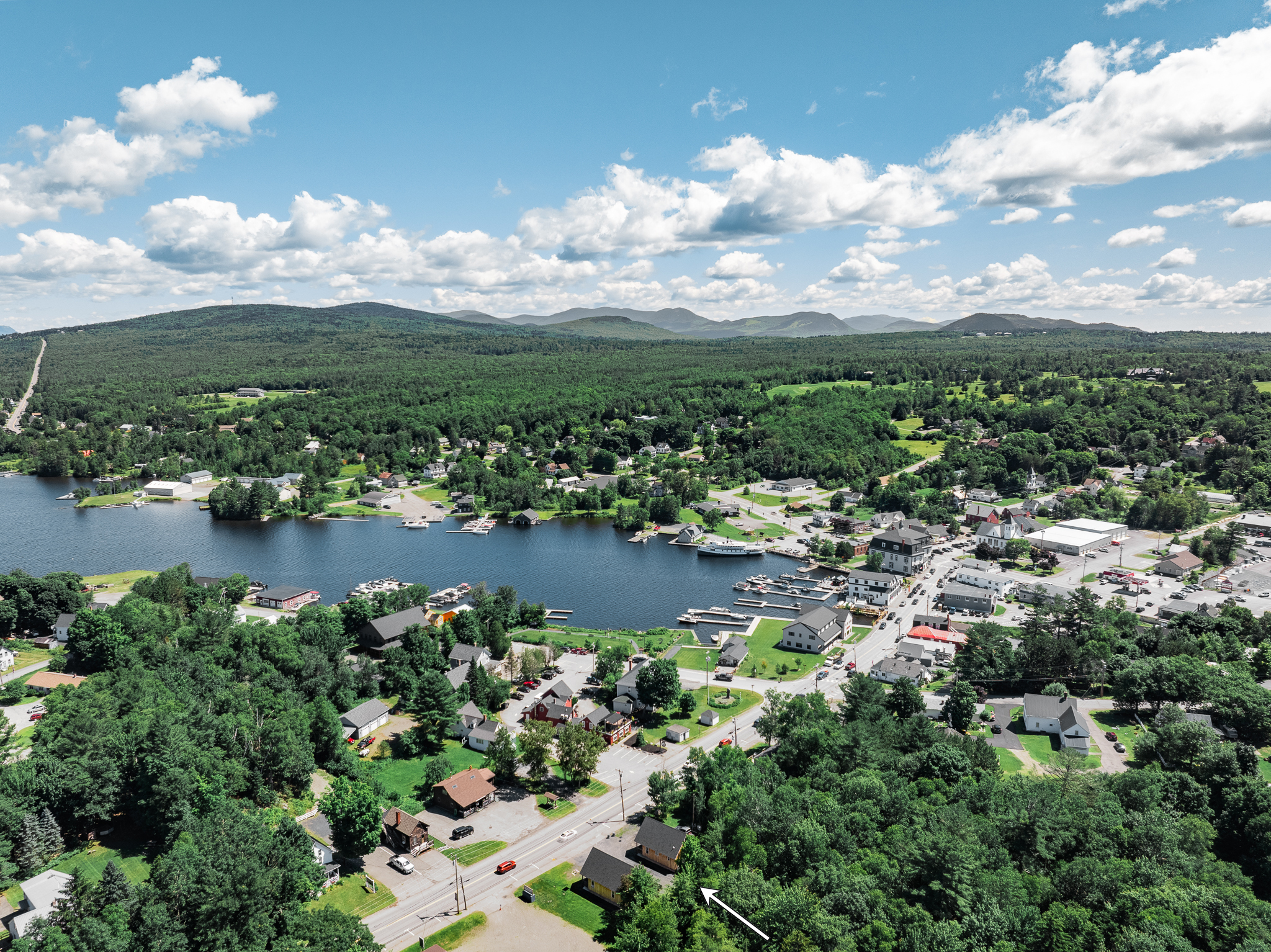 Perfect location with restaurants, shops, and Moosehead Lake across the street.  On ATV/Snowmobile trail.