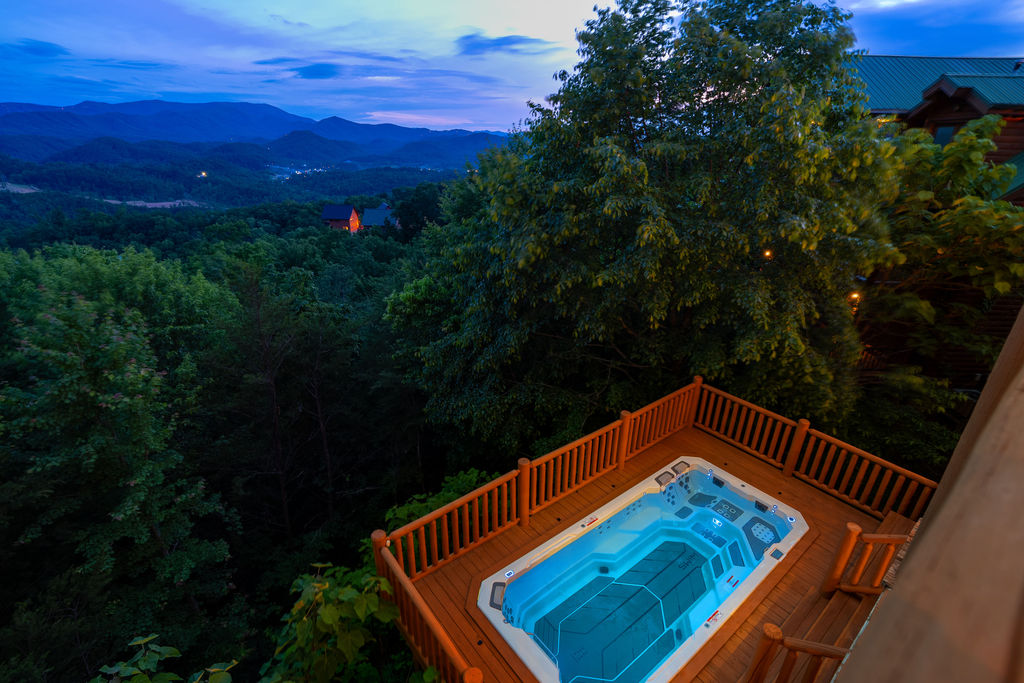 An evening sunset w/the outdoor SwimSpa