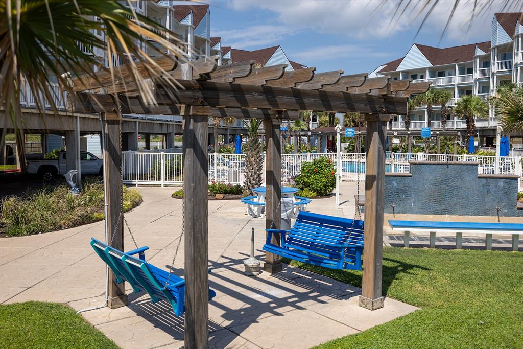 Swing area