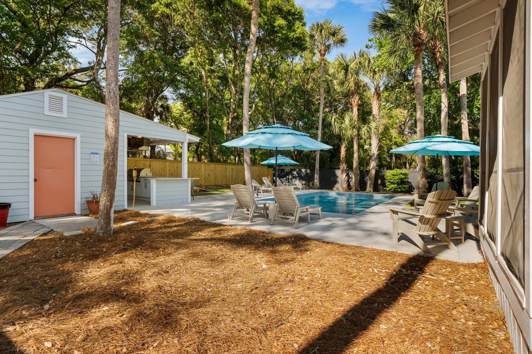 Backyard | IOP Escapes Beach Blessing | 3705 Hartnett Blvd, Isle of Palms, SC