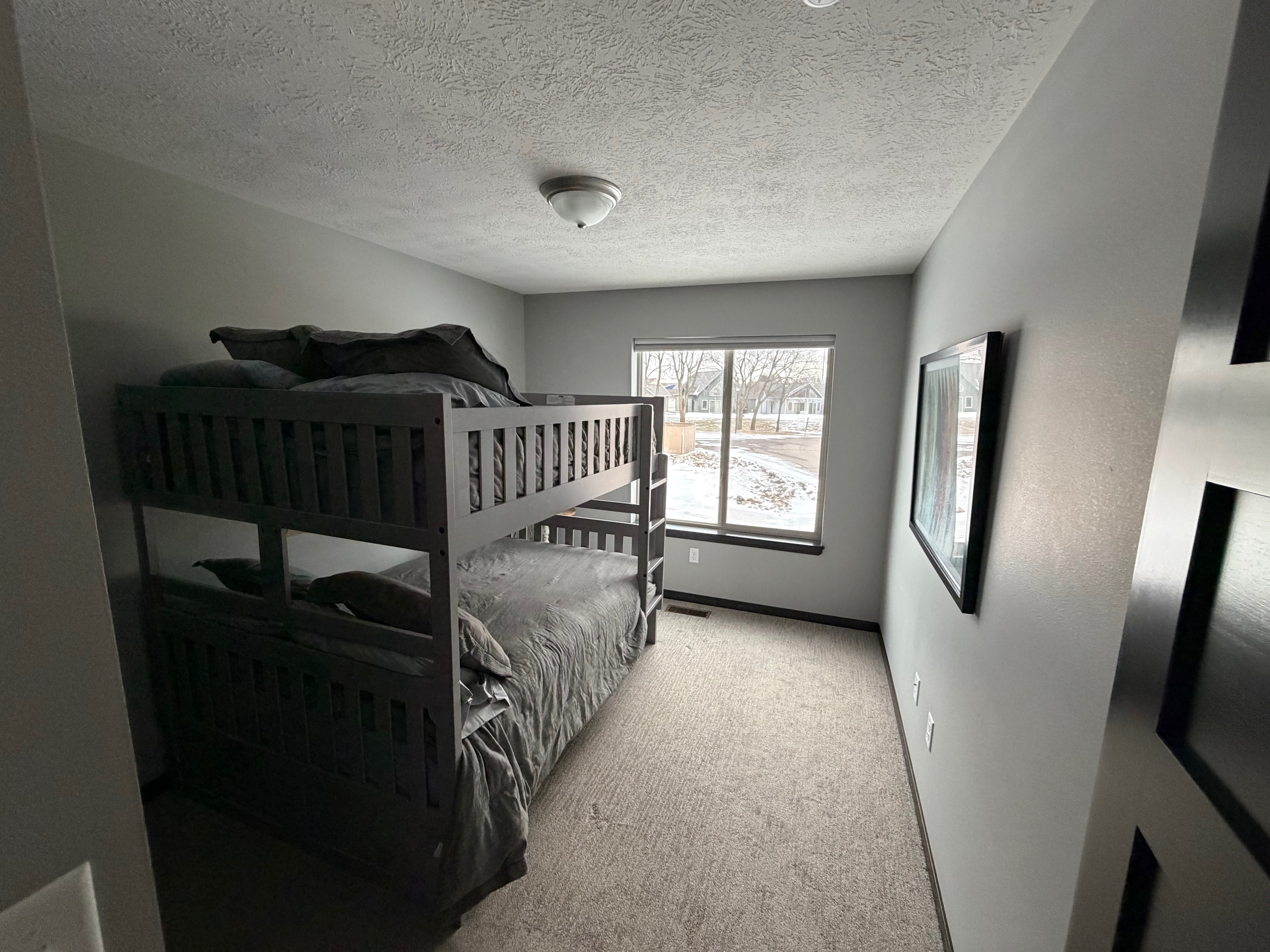 Full/Full bunk beds in upstairs guest room