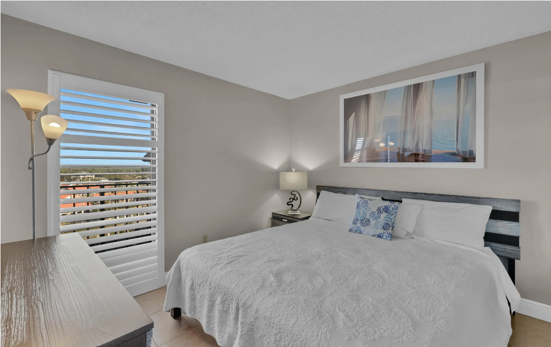 Downstairs Guest Room