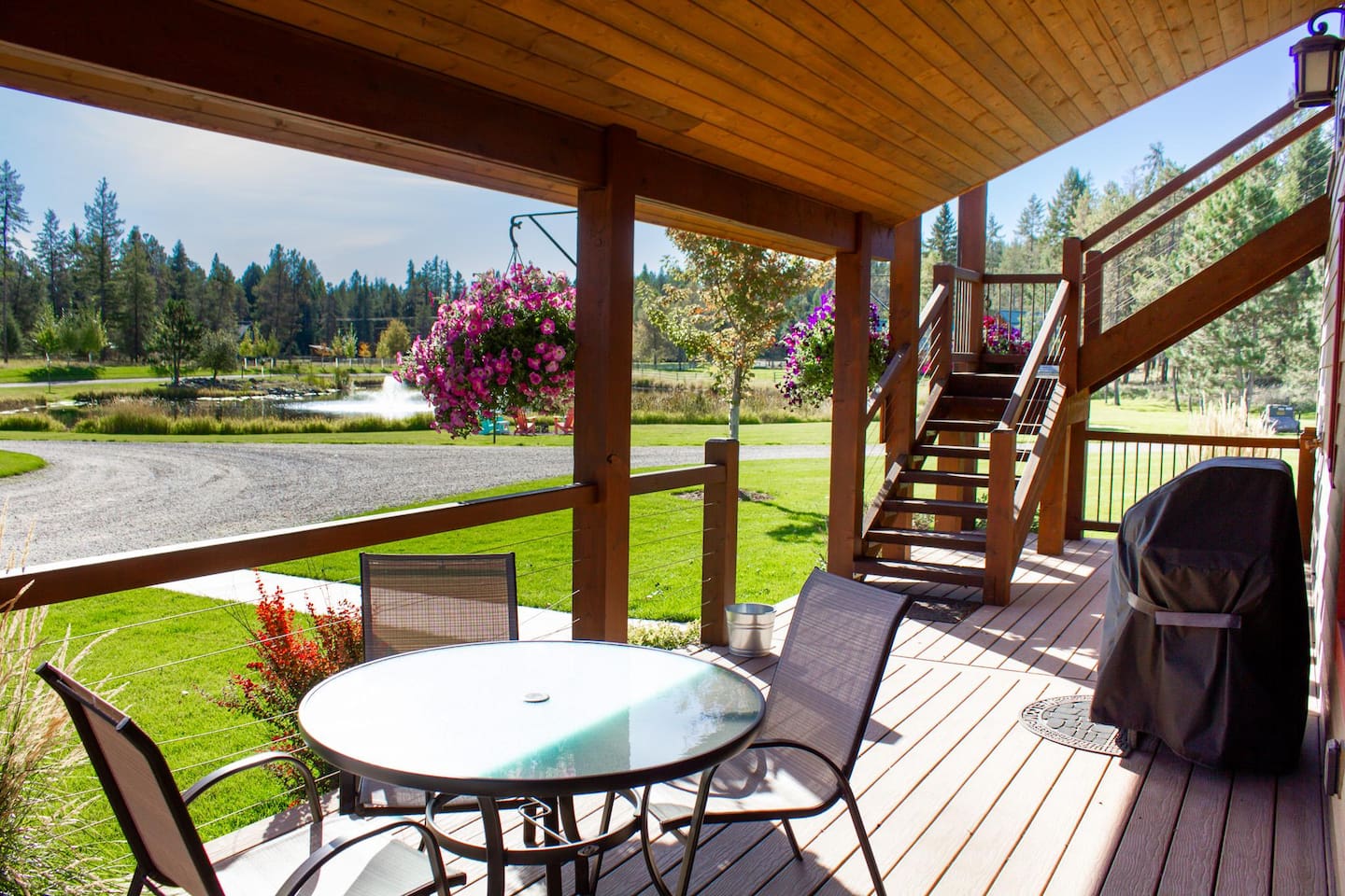 Deck with bbq and outside seating - gorgeous view