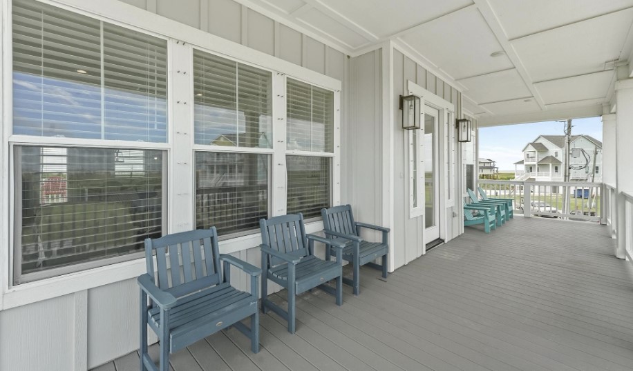 4457f98f7b9e4993a6626cc1b912e617 | Beachhouse | Texas | TX | Vacation Homes | Galveston | Crystal Beach | Kokomo | Breezy Days | Beachfront Elegance | Sunrise Serenity | Southern Sands Property Management, LLC