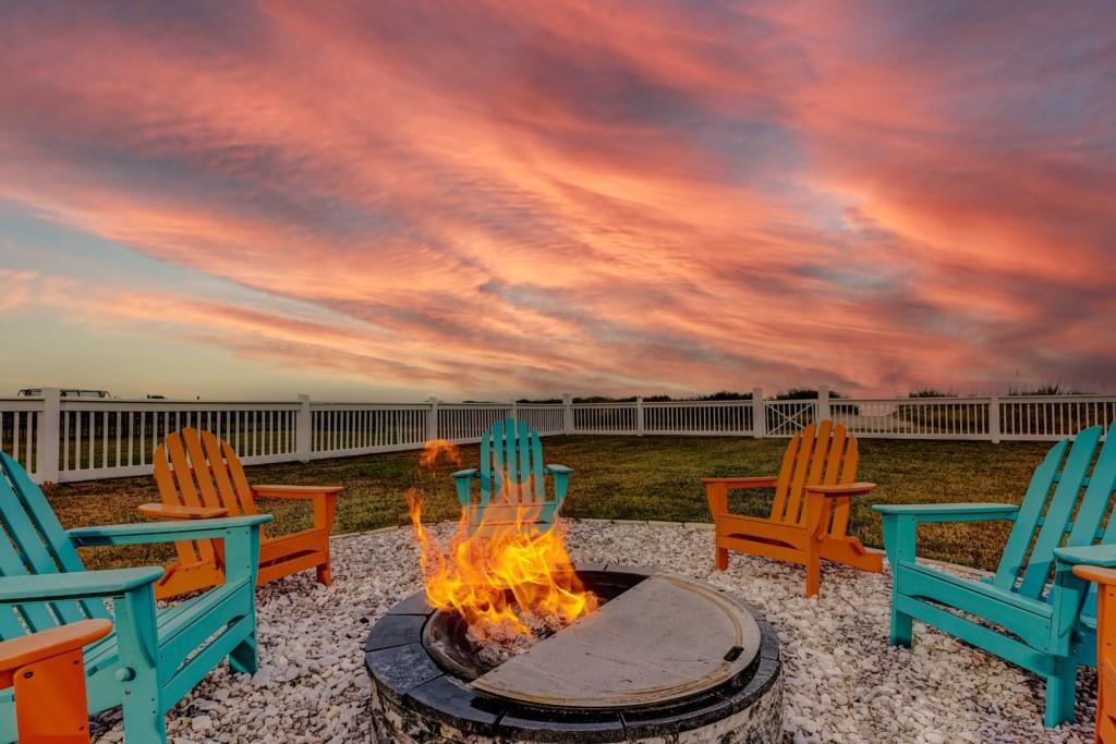 45087afe85df450cbfa39c8b4a89f519 | Beachhouse | Texas | TX | Vacation Homes | Galveston | Crystal Beach | Kokomo | Breezy Days | Beachfront Elegance | Sunrise Serenity | Southern Sands Property Management, LLC