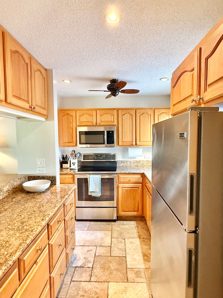 Whip up fresh island flavors in the fully stocked kitchen, complete with modern appliances and all the tools you need.