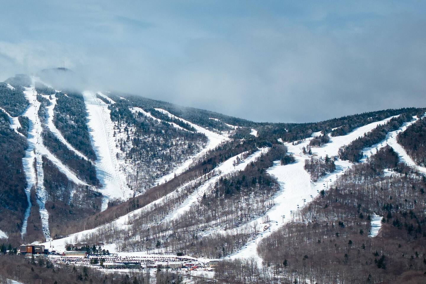 Killington mountain only a 30 minute drive away from the home! 