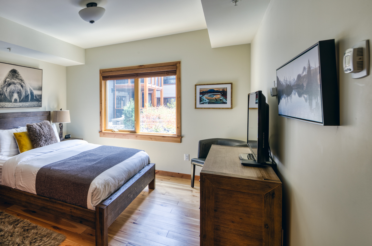 Second Bedroom with King Bed