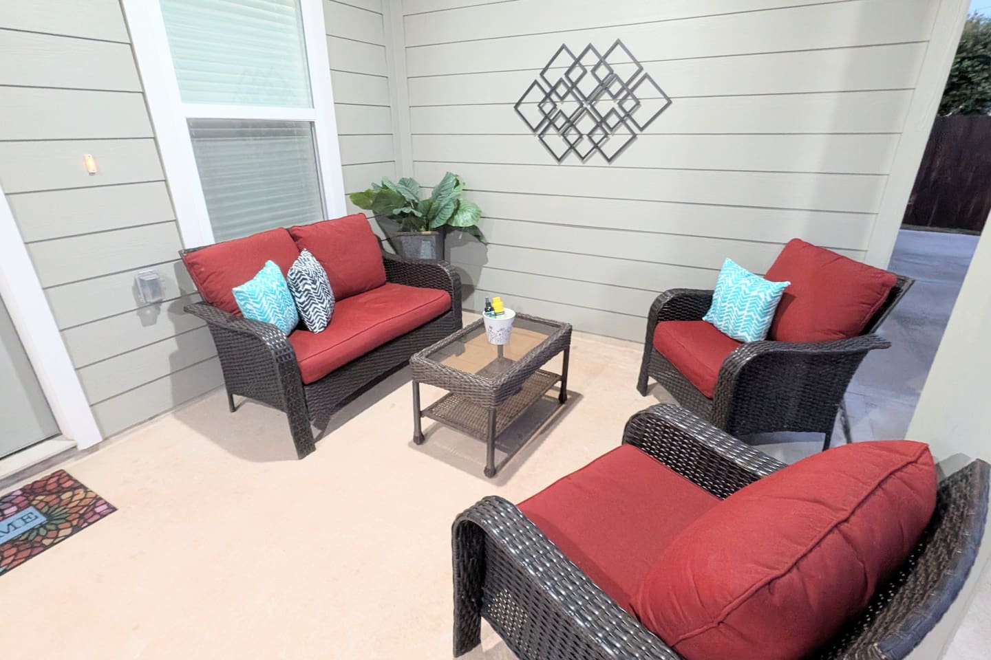 Enjoy the outdoors in this welcoming space. 