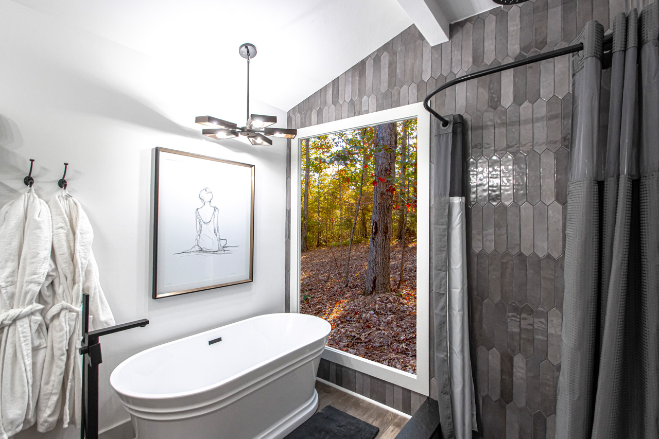 Bridge House Soaking Tub