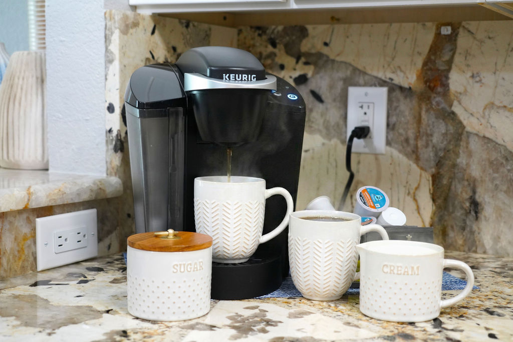 Enjoy a cup of coffee every morning and a start pack of k-pods