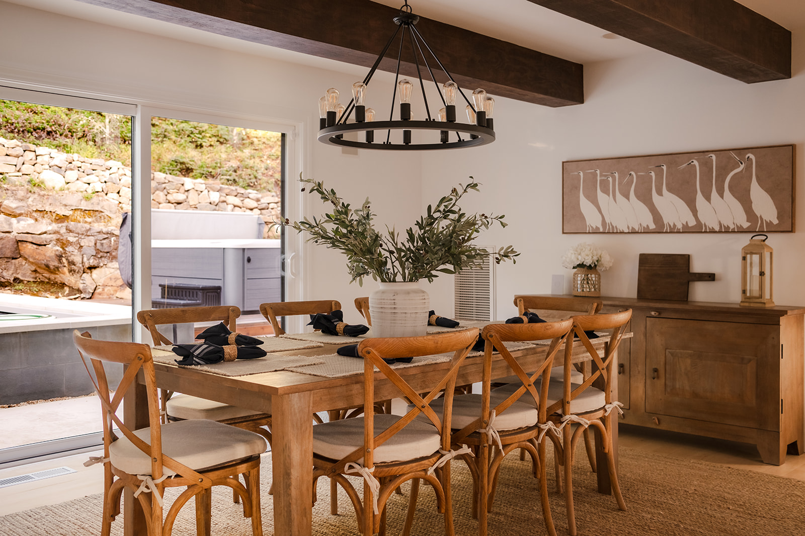 Sonoma-Style Dining Seats 8-10