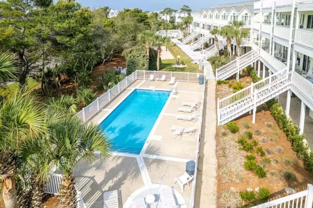 There are 2 community pools and one hot tub