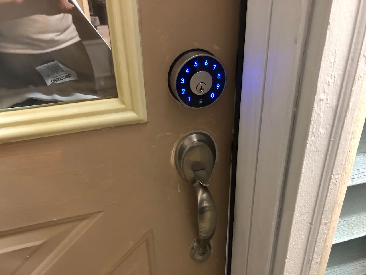 Smart-lock code access is made by Sifely. a 4-digit code will be shared along with instructions after booking with us. 