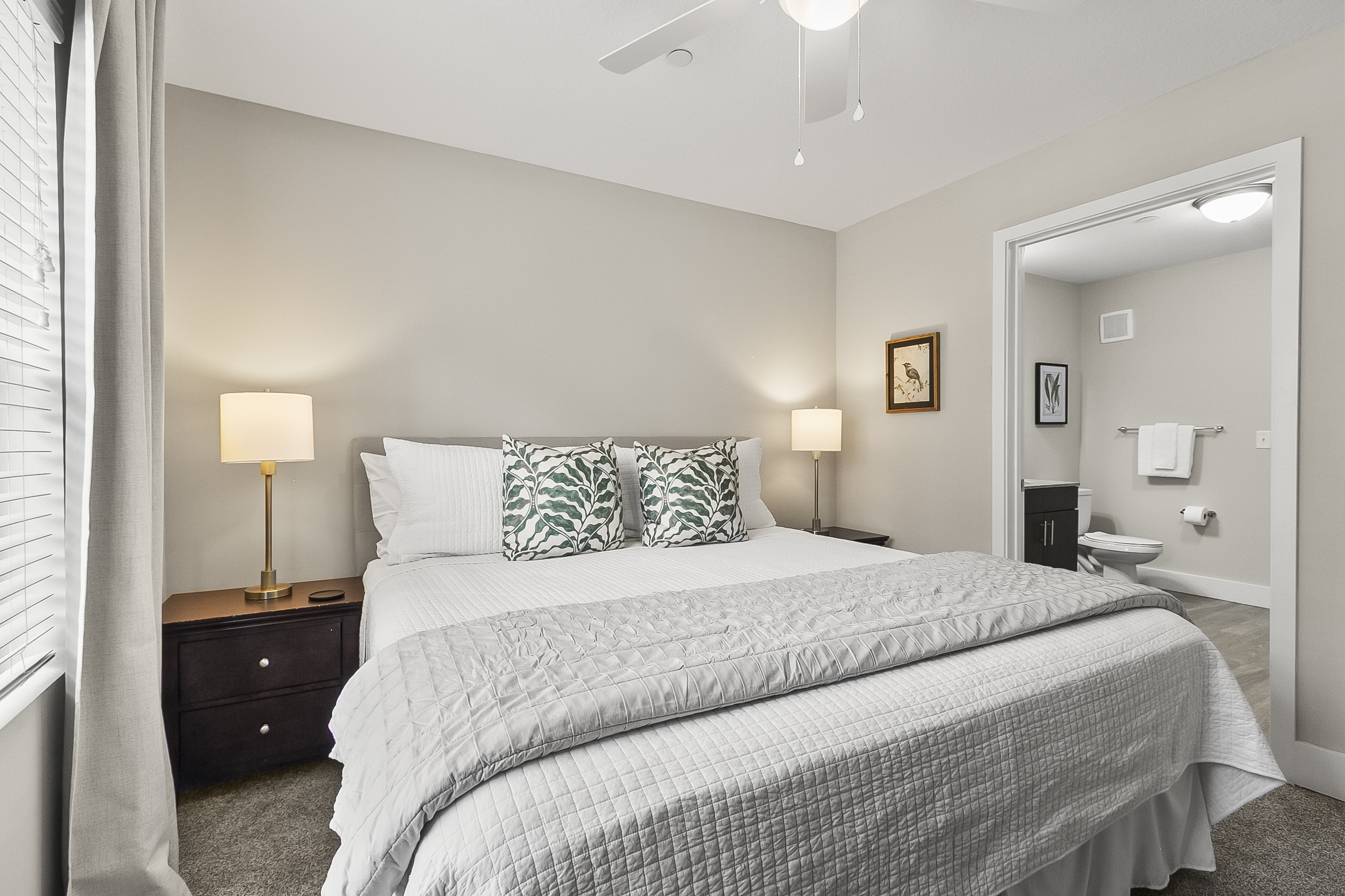 King Bedroom 2