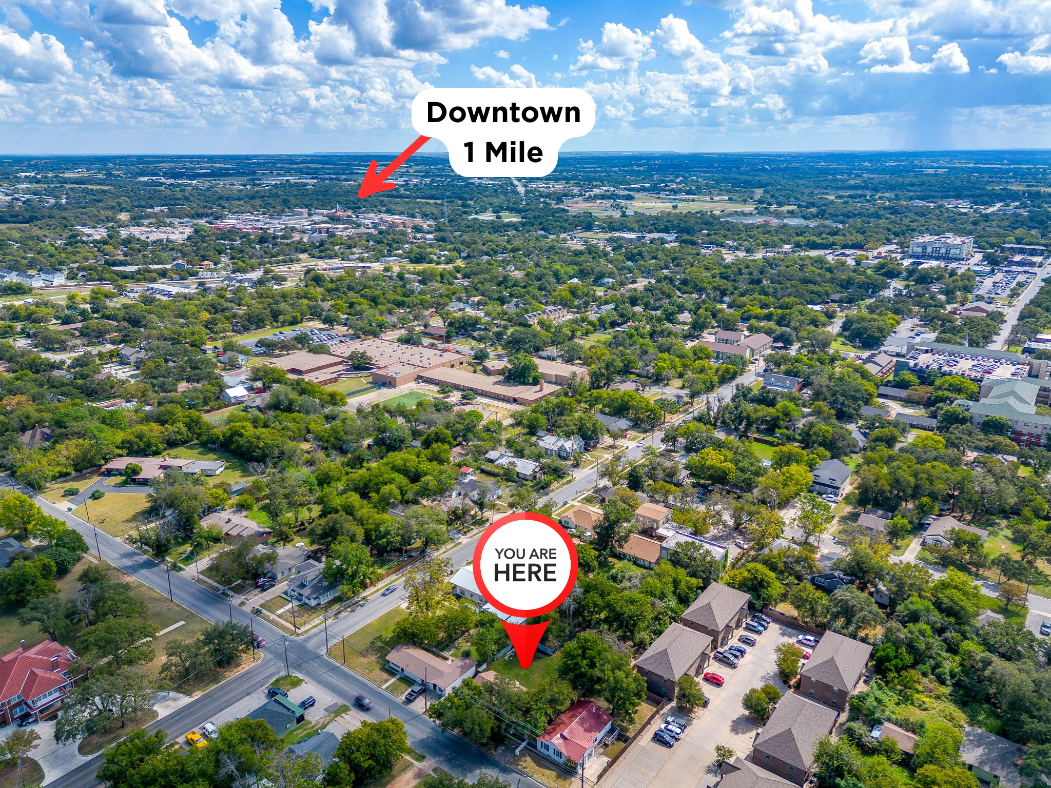 Only 1 mile to downtown Stephenville’s shops, dining, and live events