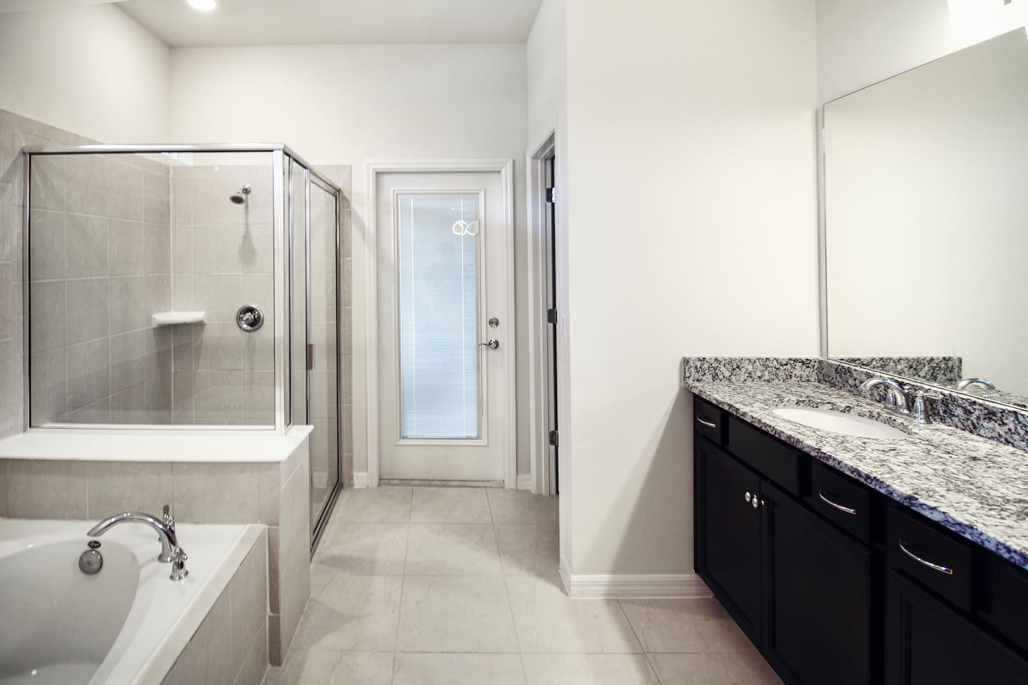 En-Suite Bathroom | 1st Floor | Complimentary Toiletries