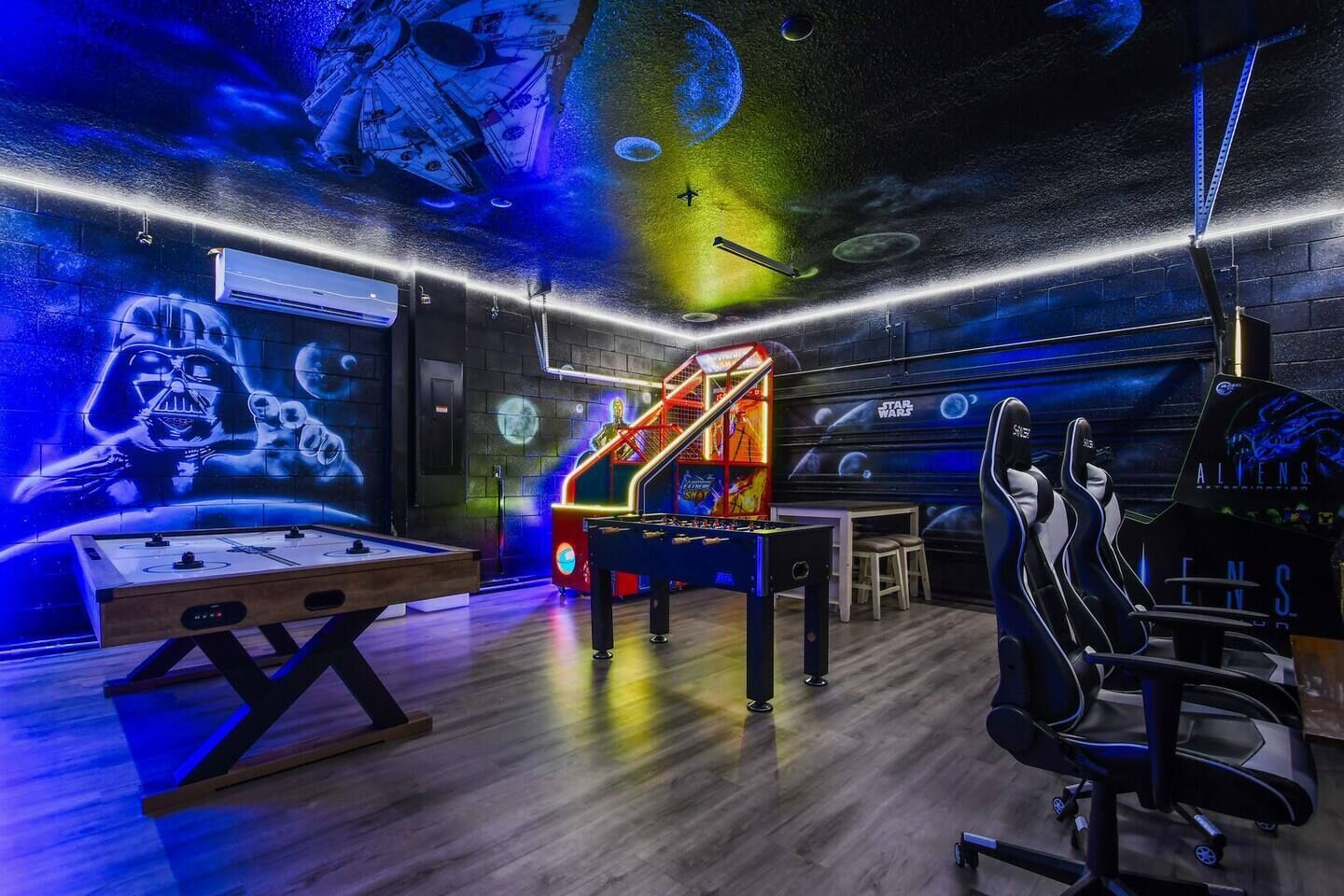Dive into this epic Star Wars arcade room and level up your Jedi skills