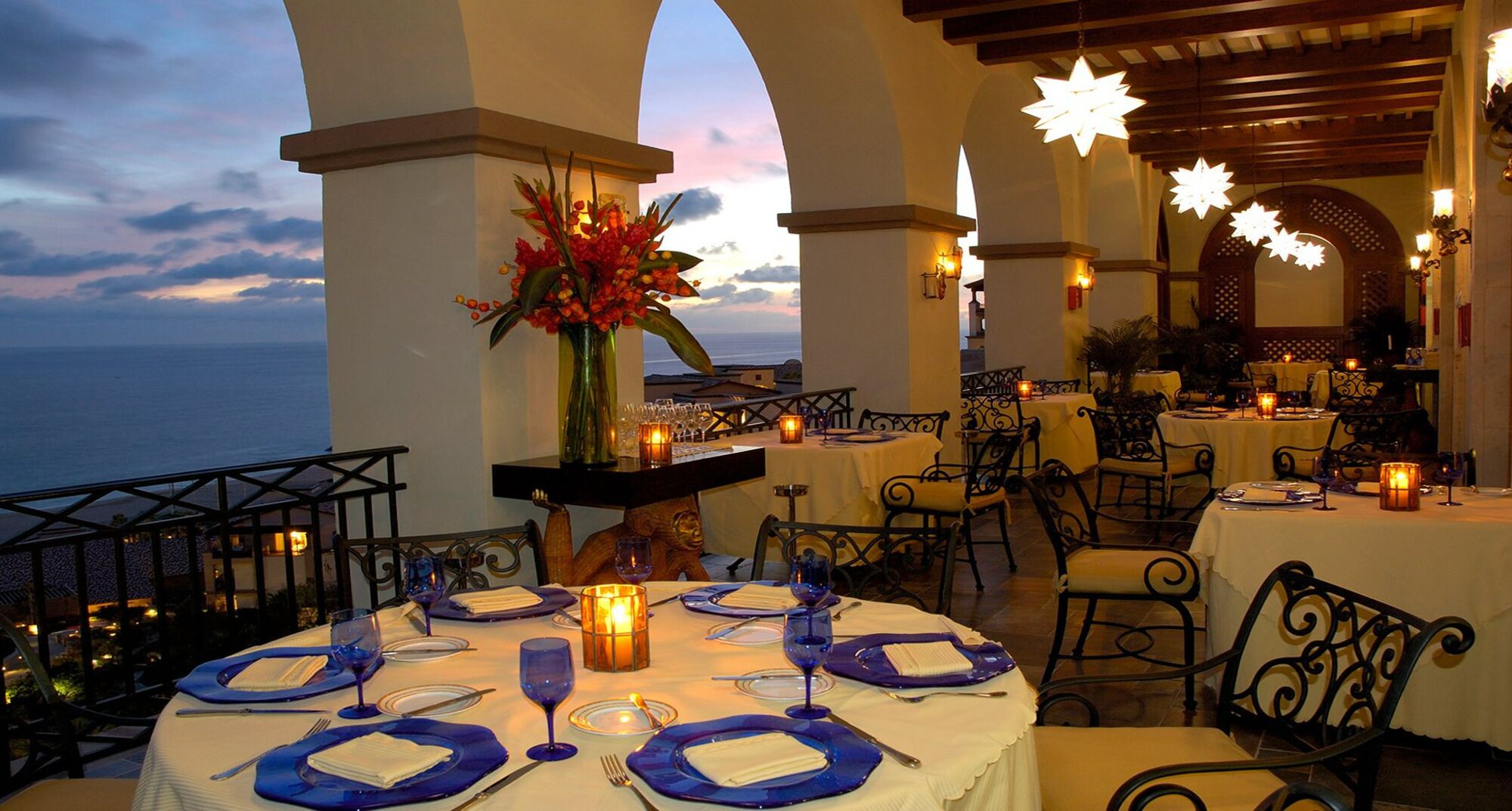 Outdoor Dining at Pueblo Bonito Sunset Beach, Vacation Travel Exclusives