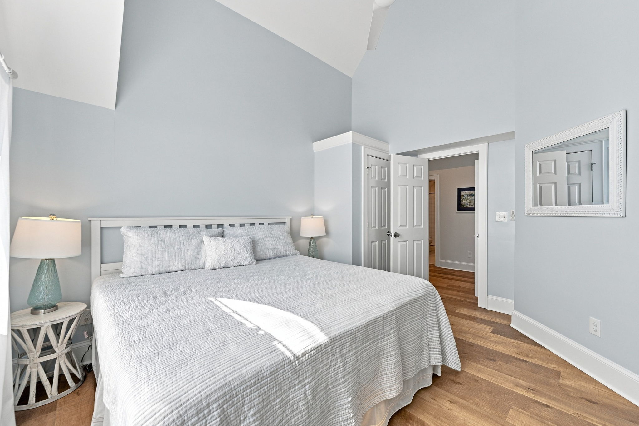 A cozy sanctuary tucked away on the top floor, featuring a comfortable king bed - perfect for restful nights and slow mornings.