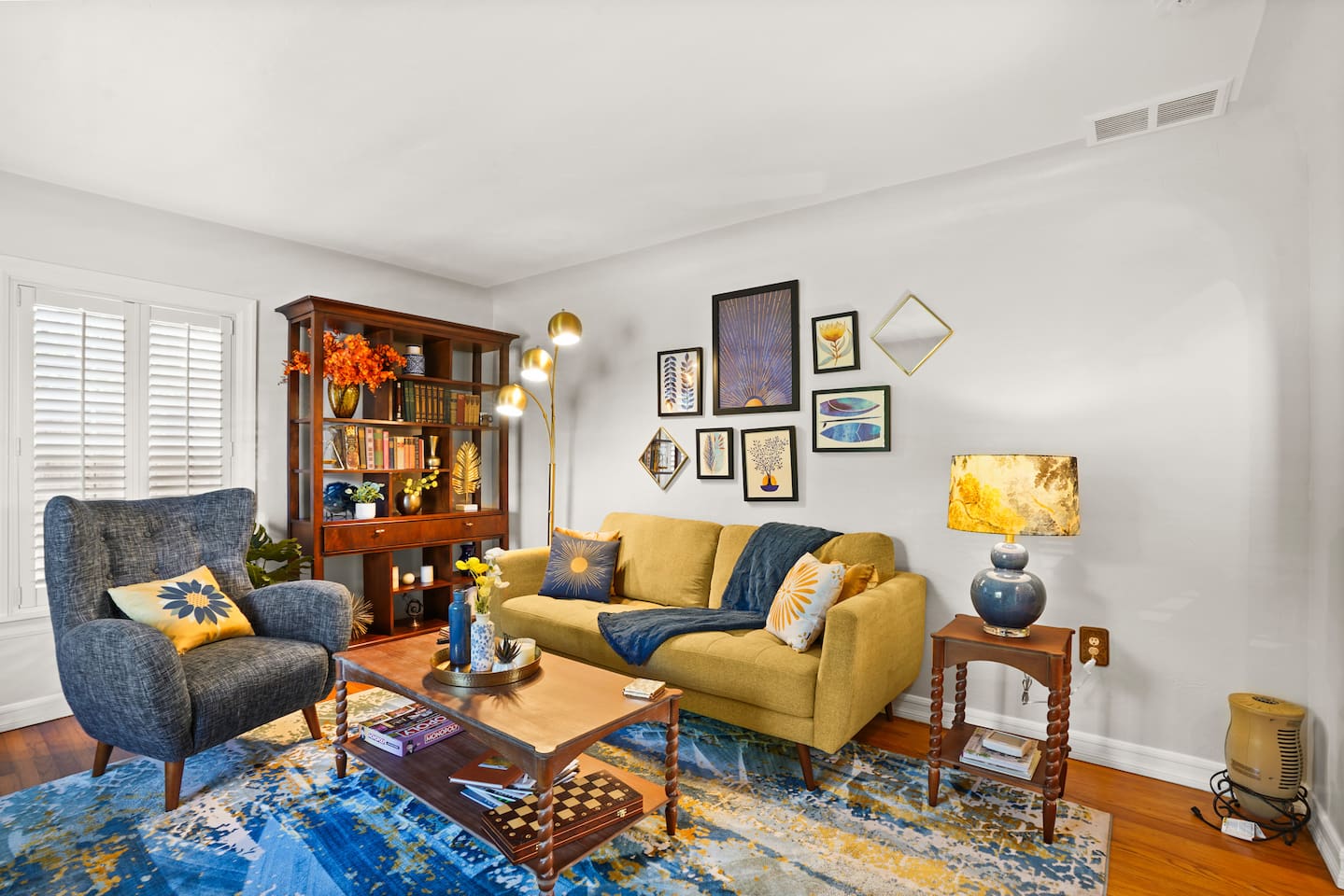 Enjoy a selection of board games and reading materials during your stay, including Napa Valley Monopoly, Napa Valley magazines, chess, and playing cards.