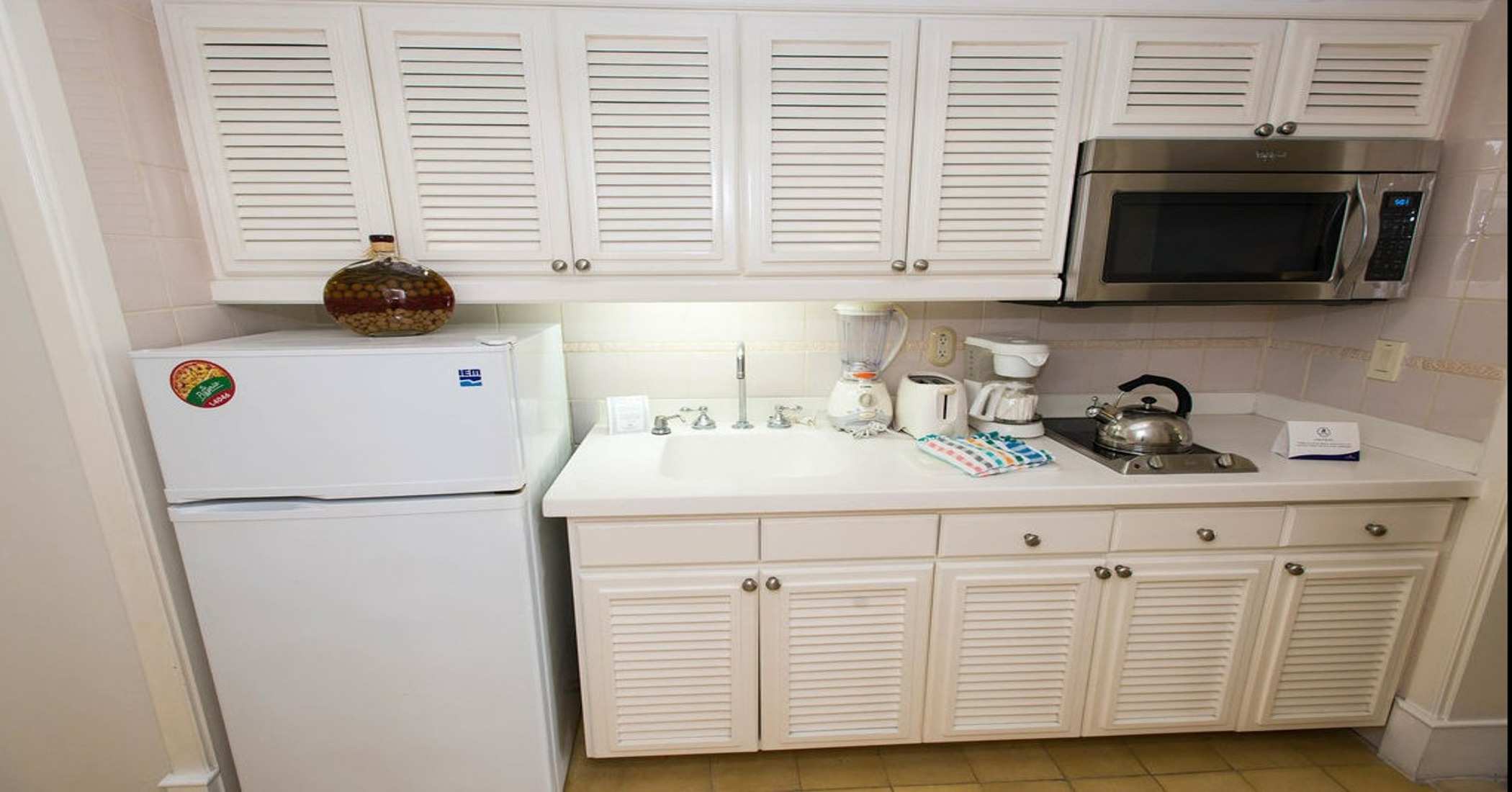 Owner Studio Suite at Pueblo Bonito Emerald Bay, Vacation Travel Exclusives