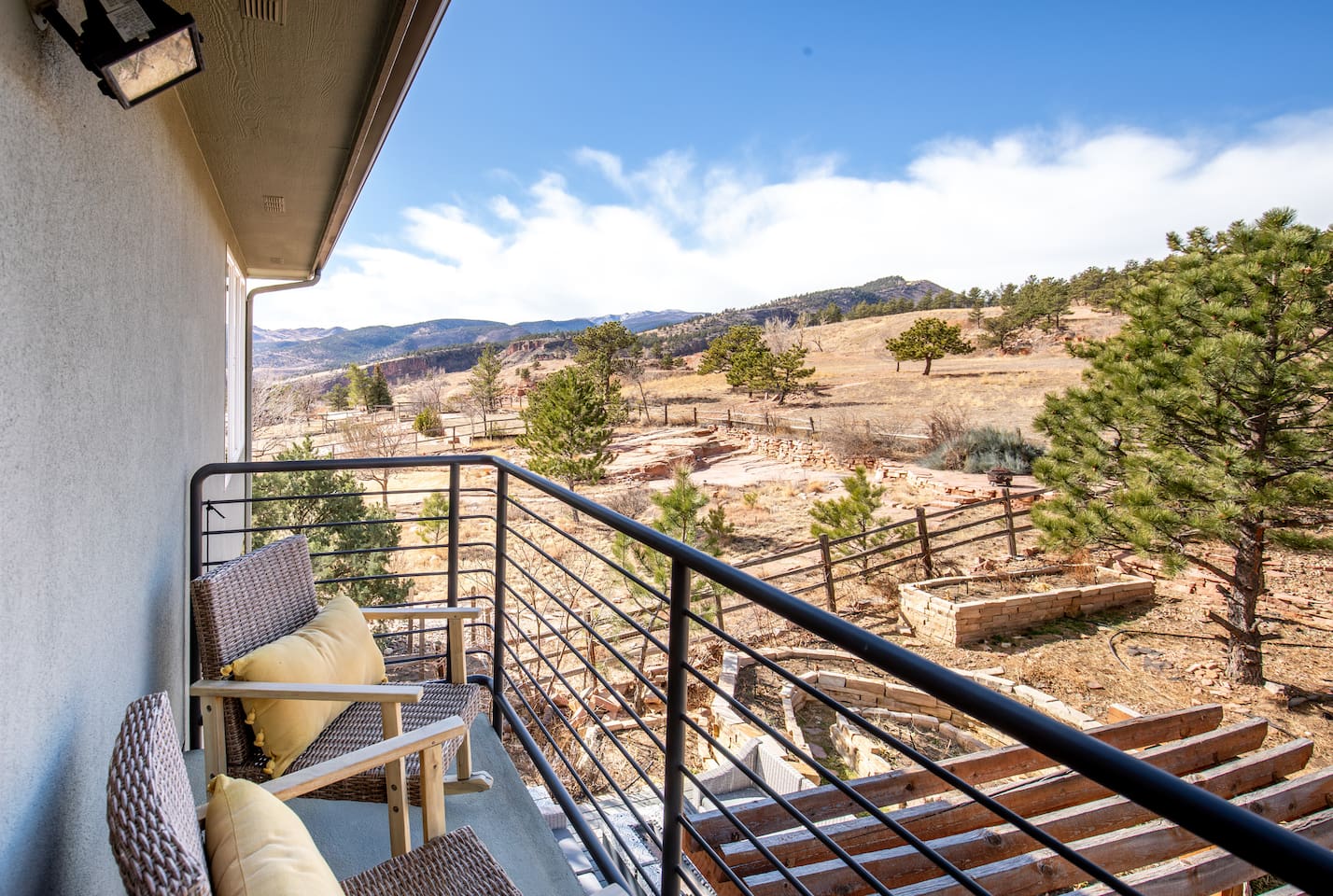 Step out onto your private balcony and enjoy serene mountain views overlooking the backyard. It’s the perfect spot to sip your morning coffee, watch the sunset, or simply relax while taking in the natural beauty of the surrounding landscape.
