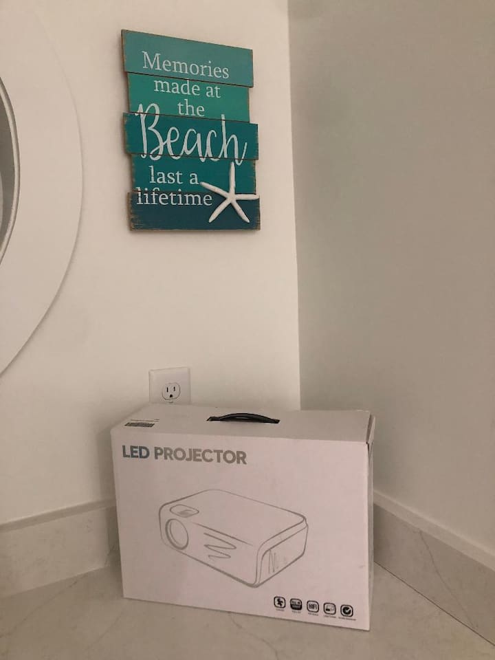 Projector to use and watch movies outside on clear nights