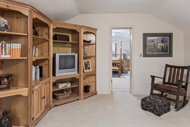 Upstairs Living Area