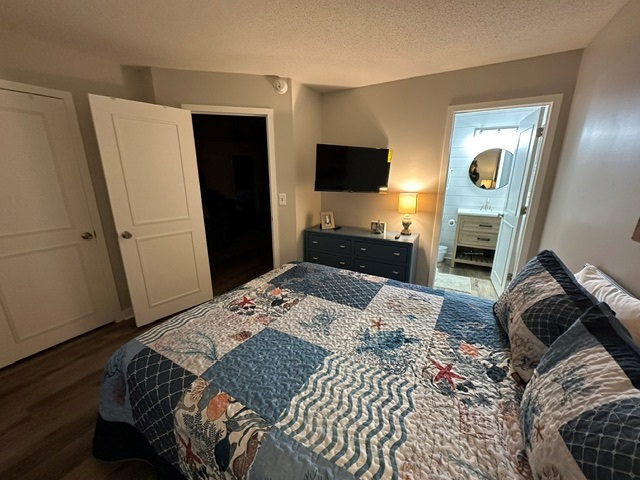 Bedroom 2 - Queen and New Smart TV