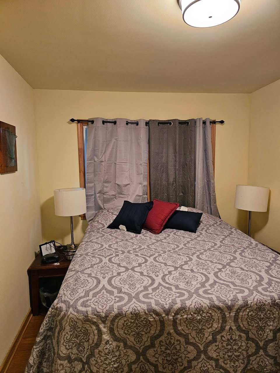 Queen bed