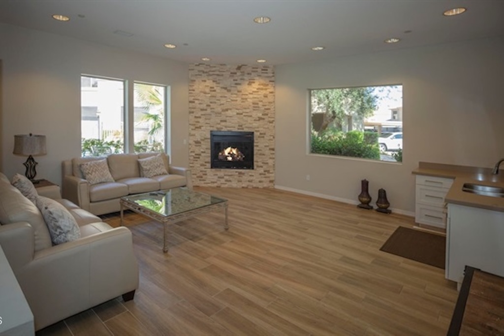 Community: Clubhouse Great Room, Fireplace + Kitchenette