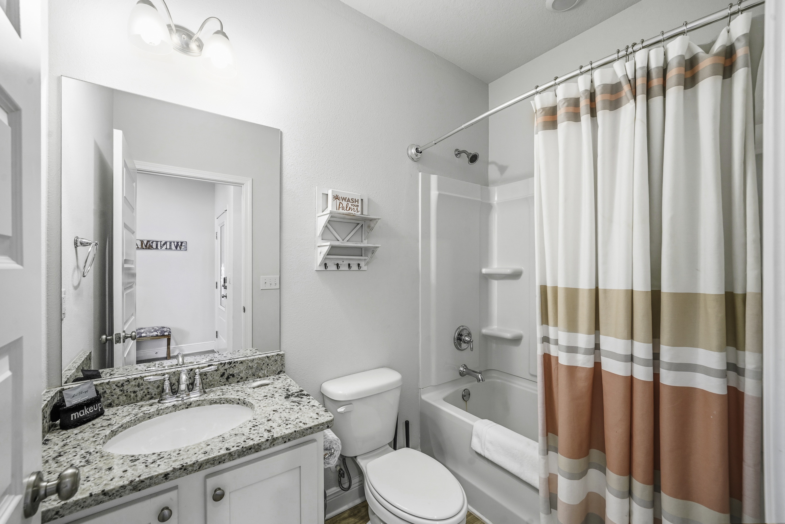 Full bathroom located between bedroom 2 and bedroom 3 (Bunk room)
