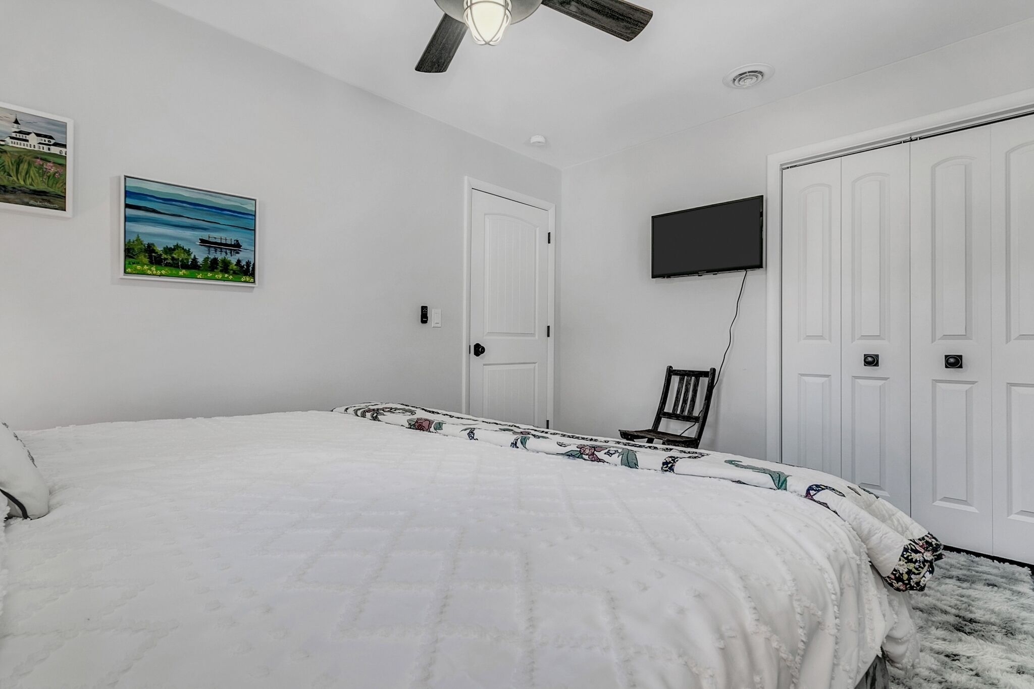 Second Bedroom - King