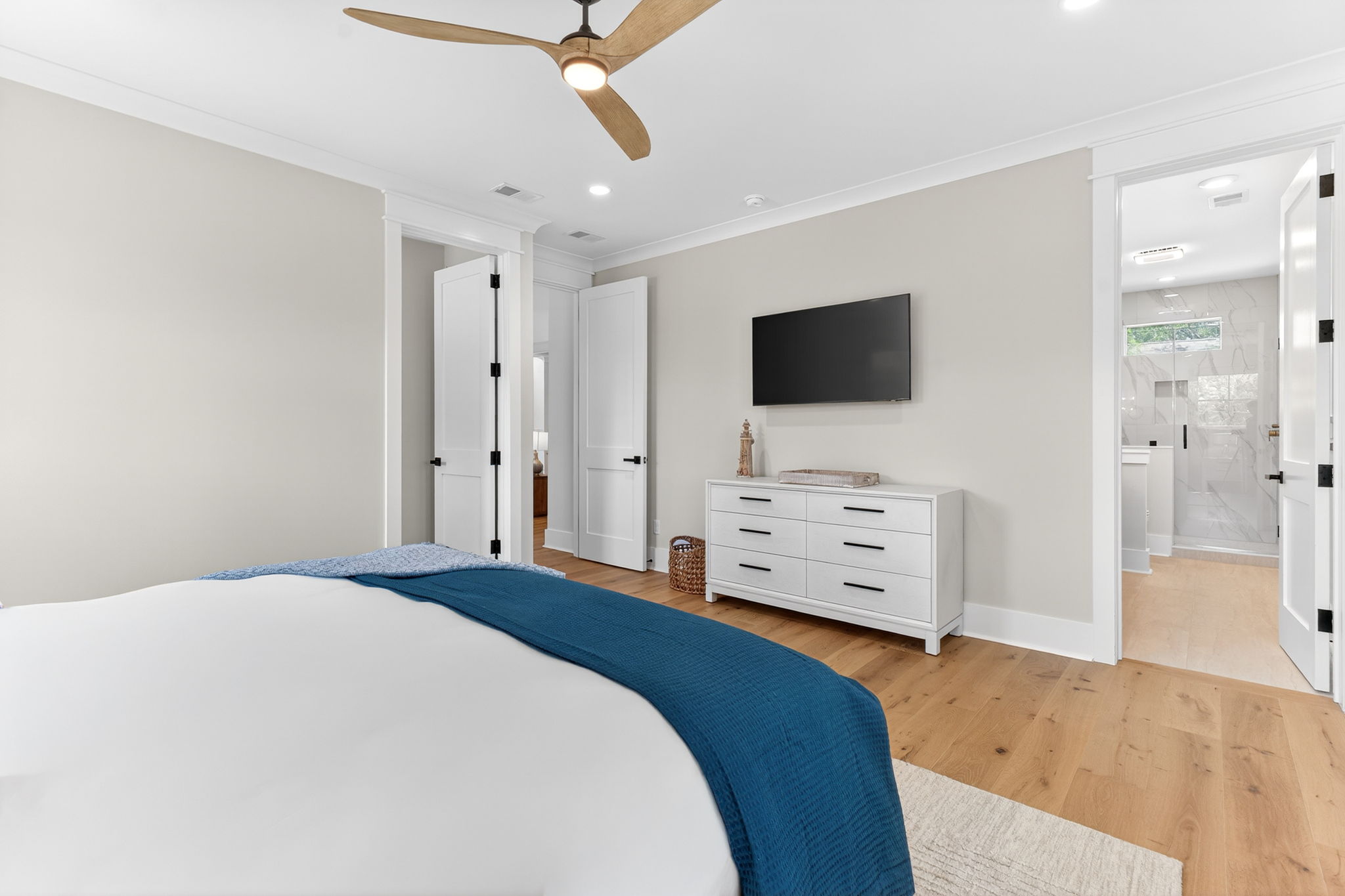 Primary Suite 2 (first level) | On Beach Time | 6 30th Ave, Isle of Palms, SC | IOP Escapes