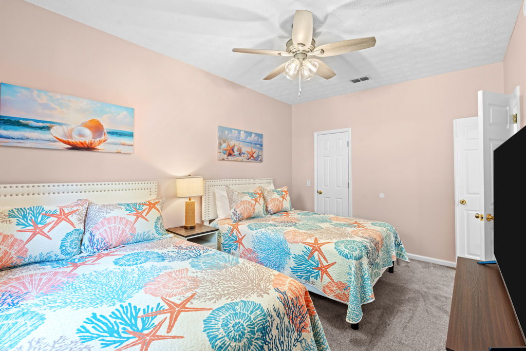 Downstairs Seashell Room