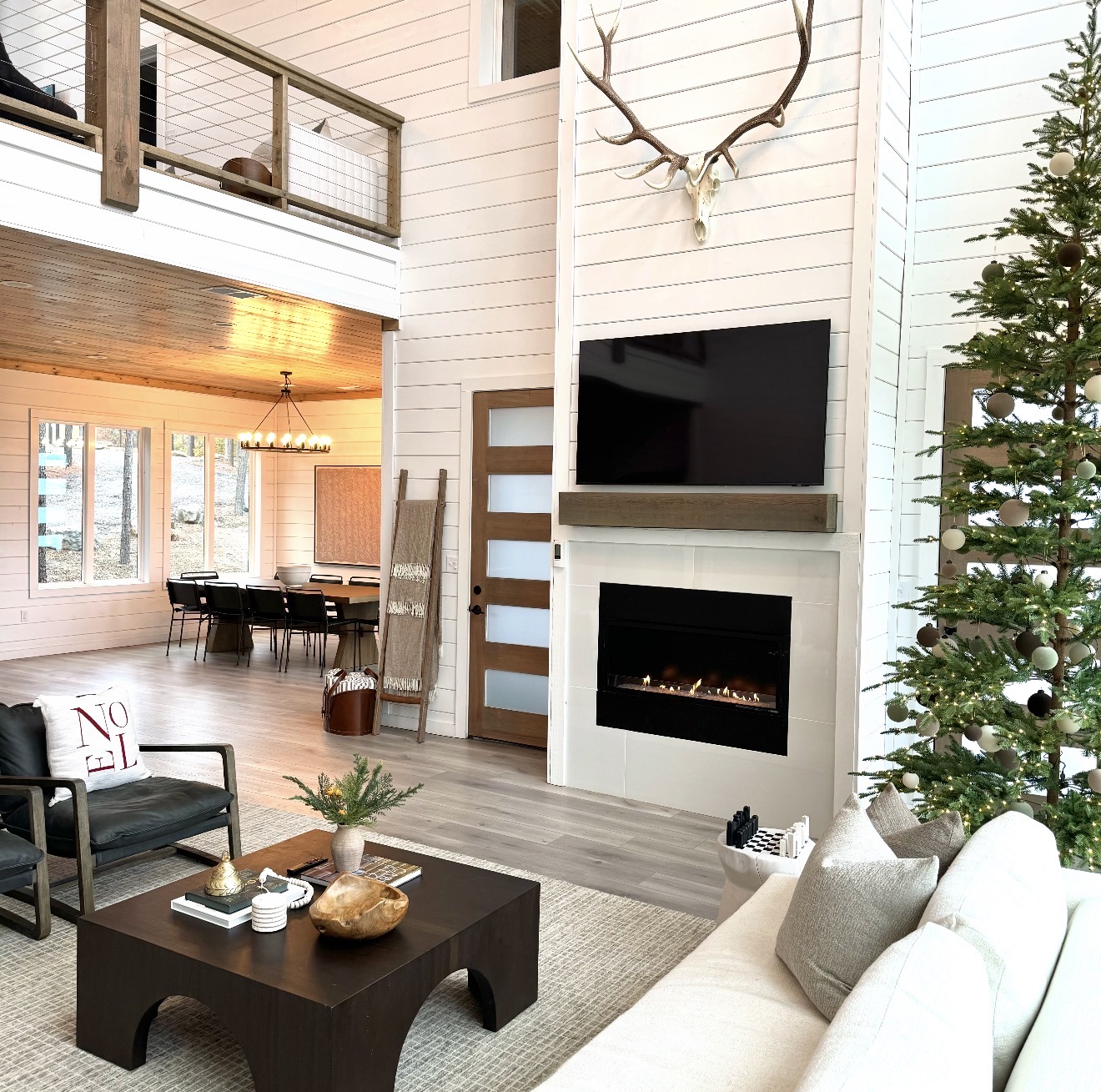 Slow mornings by the fire, long dinners at the table, and time together — holiday memories start here.